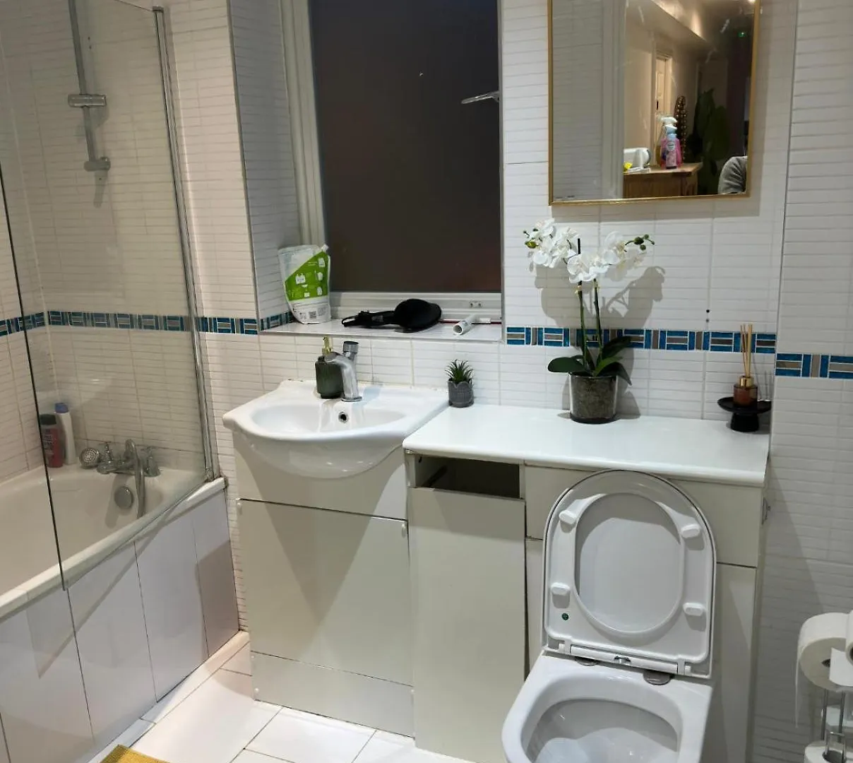 Cosy Luxurious Room In The Heart Of Londres 0*,  Reino Unido