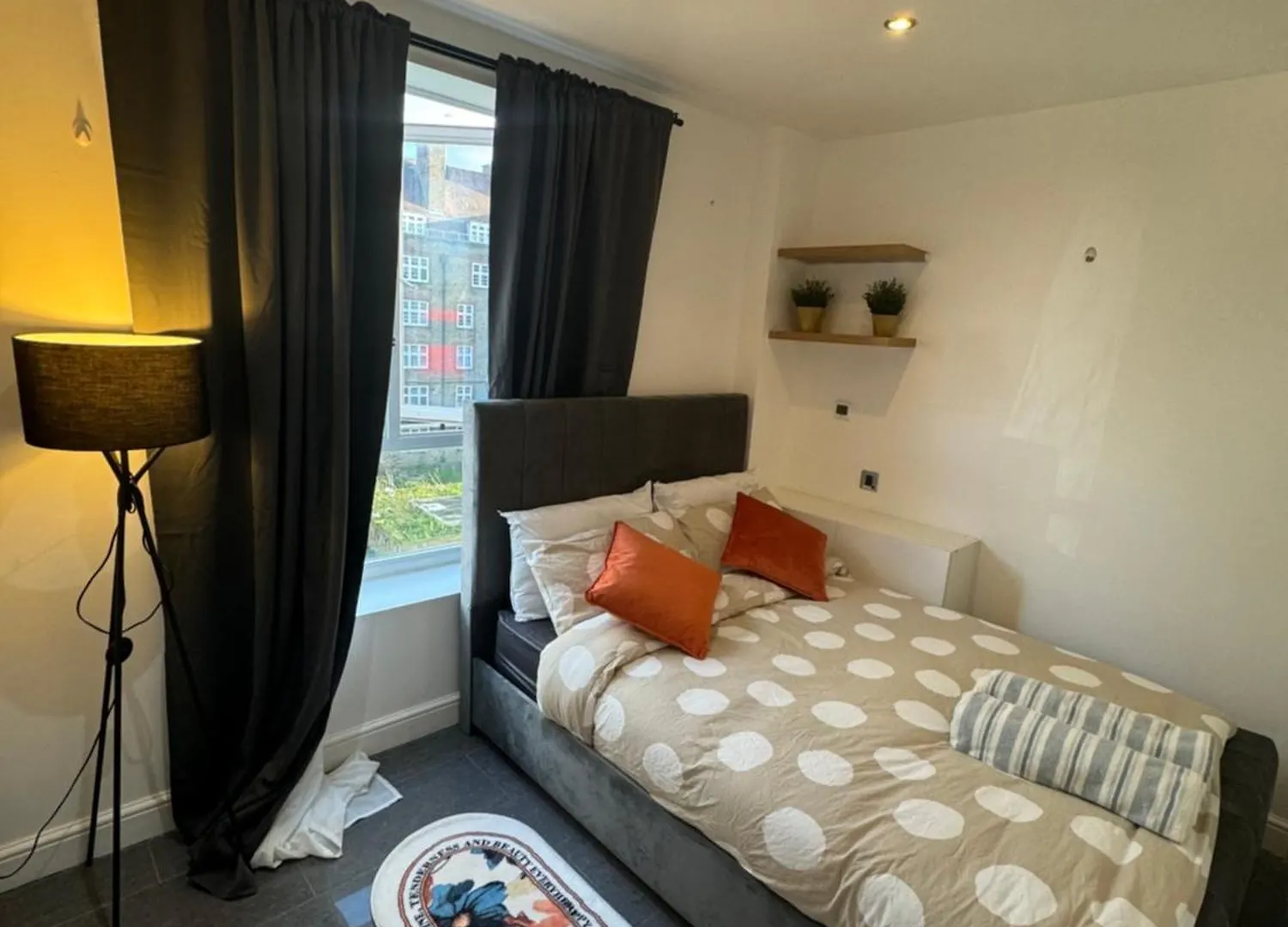 Cosy Luxurious Room In The Heart Of Londres 0*,